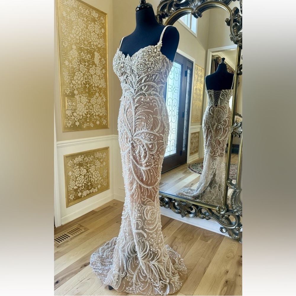 Crystal Beaded Engagement Bridal Sweetheart Neckline Custom Gown Beige Size 4 - Picture 2 of 16